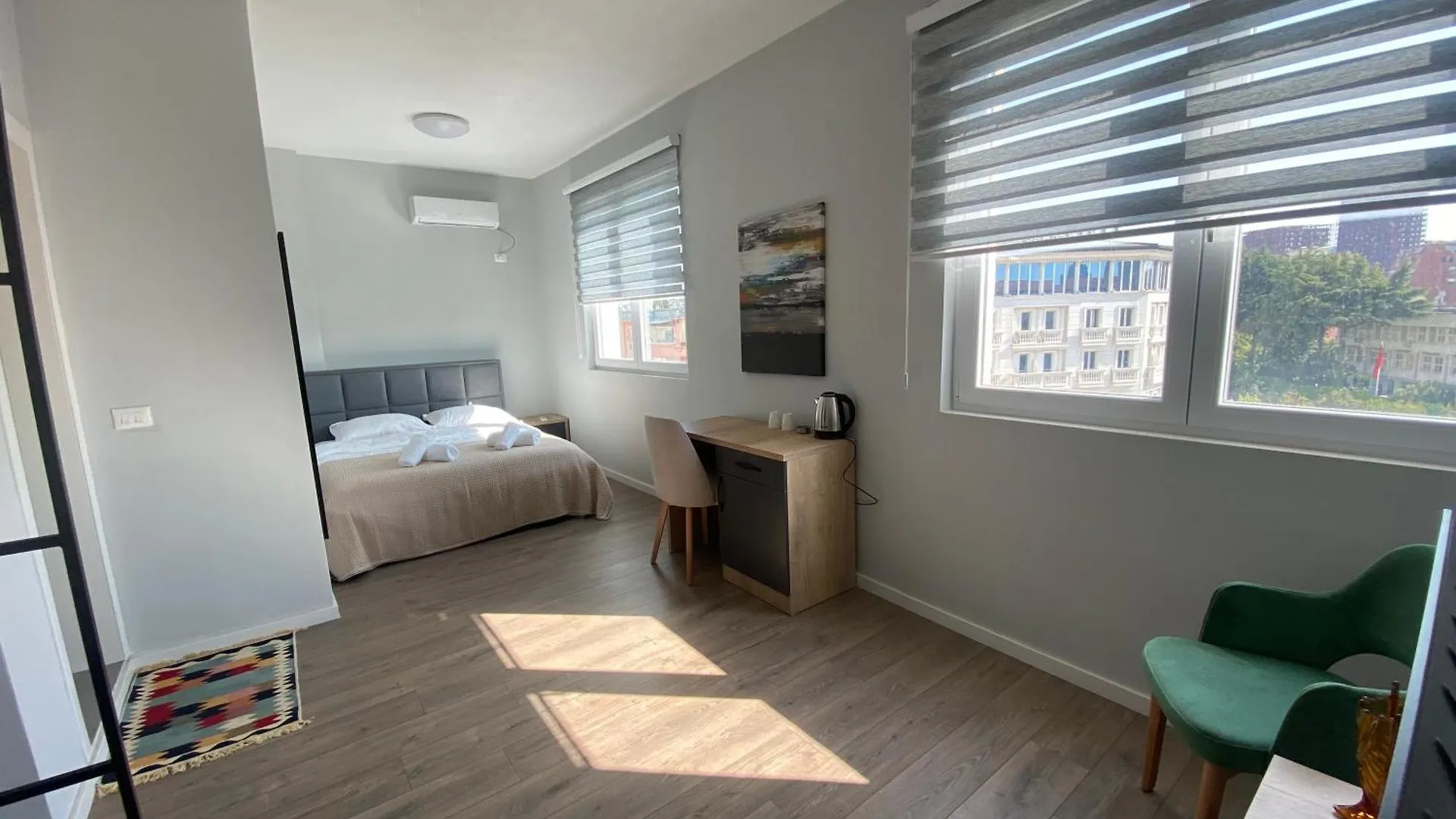 Aparthotel Avenue Apartment 02 Tirana