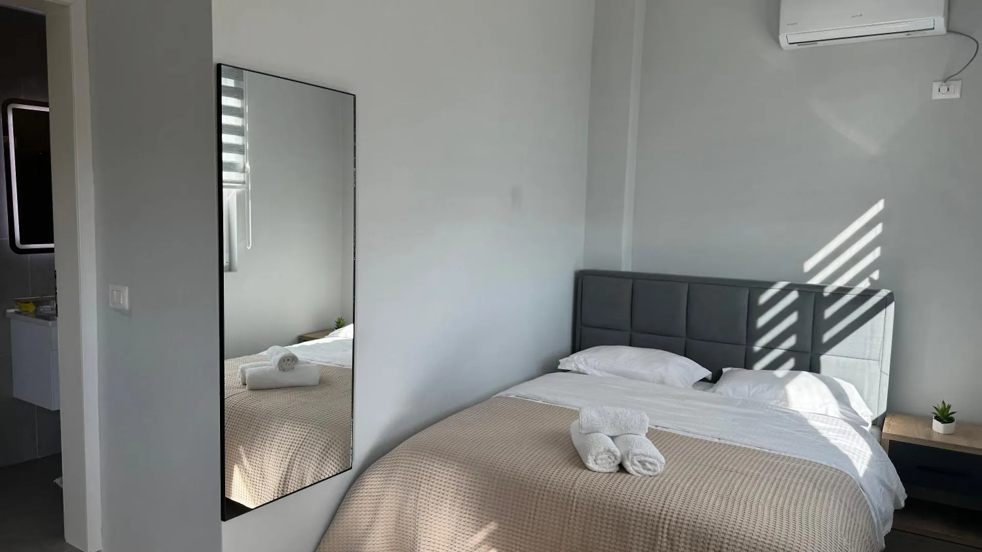 Aparthotel Avenue Apartment 02 Tirana